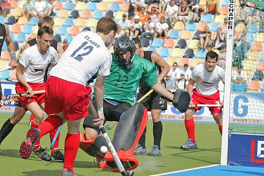 © Herbert Bohlscheid (www.sportfoto.tv) / Wolfgang Quednau (www.hockeyimage.net)