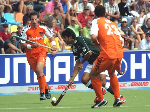 © Herbert Bohlscheid (www.sportfoto.tv) / Wolfgang Quednau (www.hockeyimage.net)