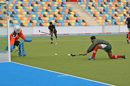 © hockeyimage.net